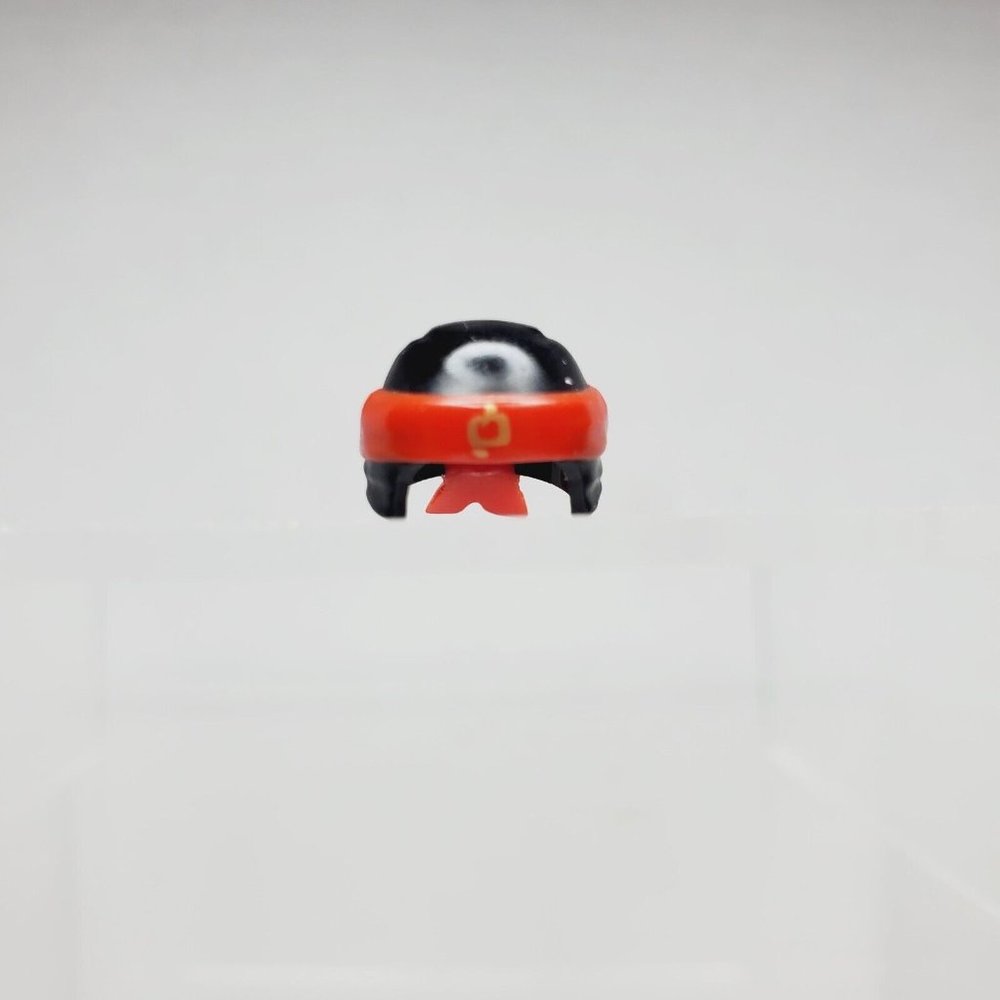LEGO Ninjago - Minifig, Wrap w/ Red Bandana w/ Gold Asian Symbol & Knot - Black